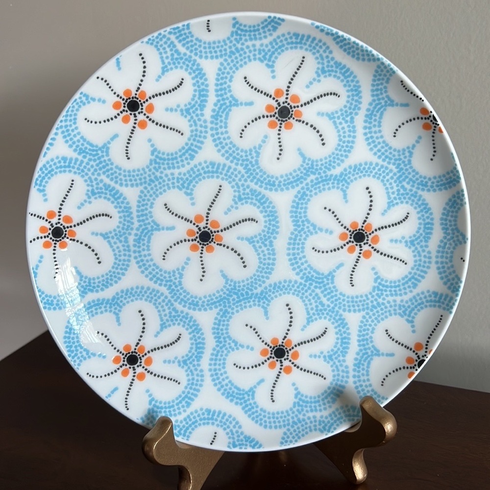 Anthropologie Fun Whimsical Pointillism Blue Floral Plate